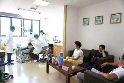 浙江大学医学院附属口腔医院与金华口腔医院协作签约揭牌仪式圆满举行